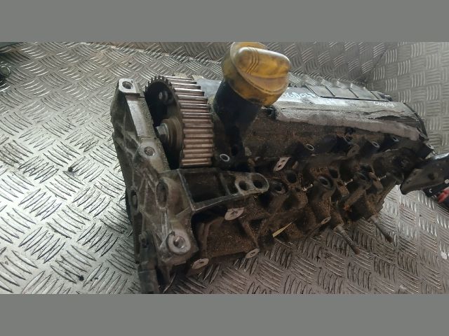 bontott DACIA LOGAN Hengerfej