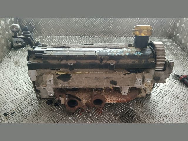 bontott DACIA LOGAN Hengerfej