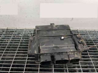 bontott DACIA LOGAN Motorvezérlő