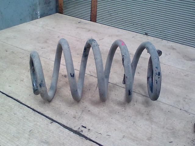 bontott DACIA LOGAN Bal hátsó Rugó