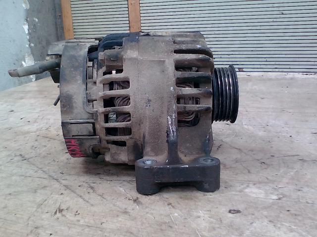 bontott DACIA LOGAN Generátor