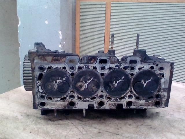 bontott DACIA LOGAN Hengerfej