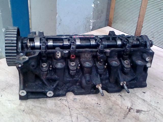 bontott DACIA LOGAN Hengerfej