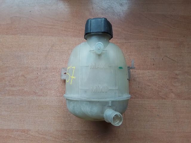 bontott DACIA LOGAN Kiegyenlítő Tartály