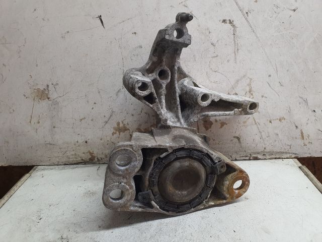 bontott DACIA LOGAN Motor Tartó Bak (Fém)