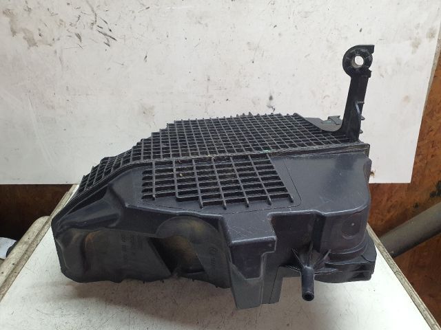 bontott DACIA LOGAN Légszűrő Ház