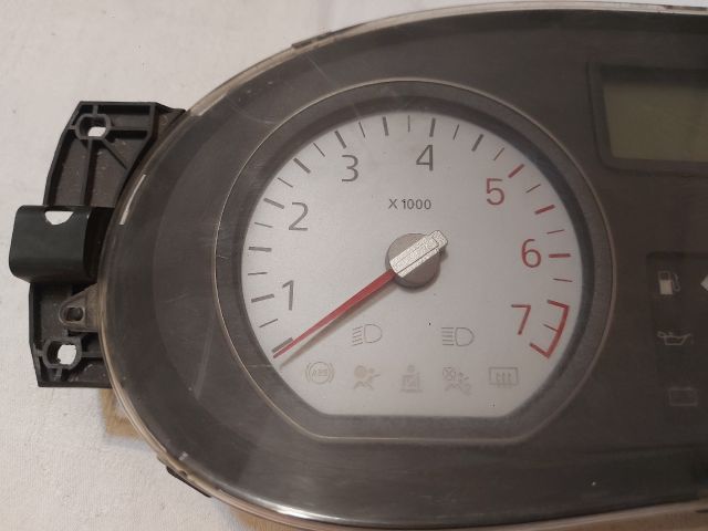 bontott DACIA LOGAN Kilométeróra