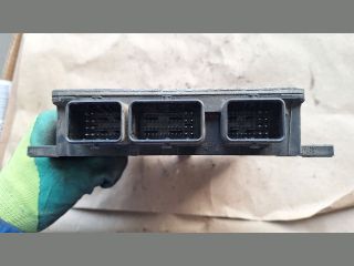 bontott DACIA LOGAN Motorvezérlő