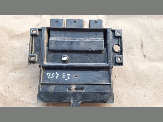 bontott DACIA LOGAN Motorvezérlő