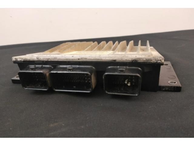 bontott DACIA LOGAN Motorvezérlő