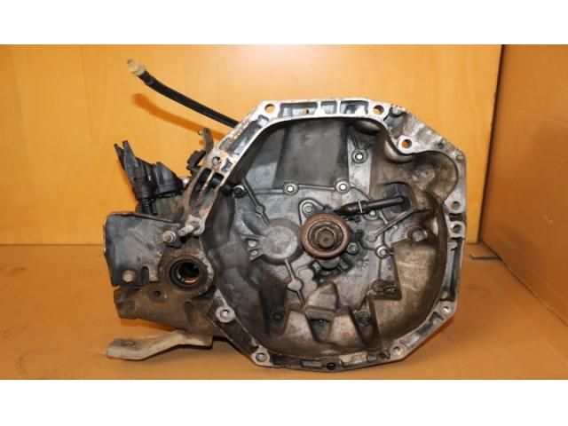 bontott DACIA LOGAN Váltó (Mechanikus)