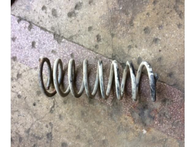 bontott DACIA LOGAN Jobb hátsó Rugó