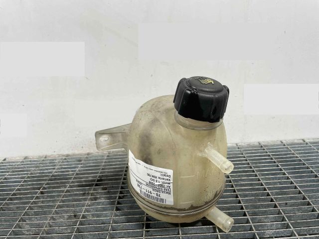 bontott DACIA LOGAN Kiegyenlítő Tartály