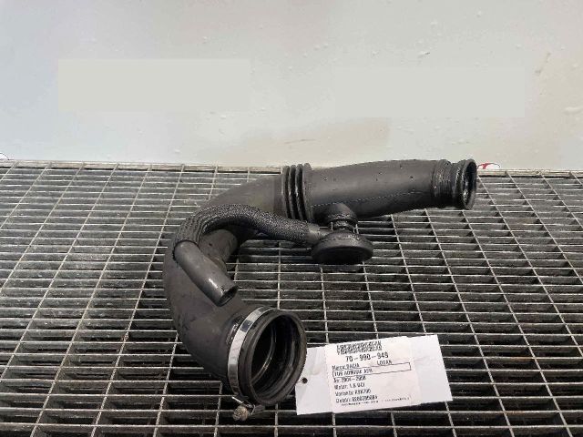 bontott DACIA LOGAN Légbeömlő Cső