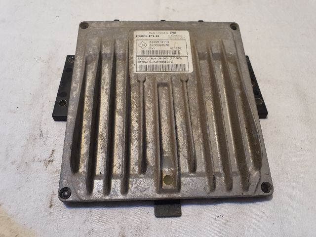 bontott DACIA LOGAN Motorvezérlő