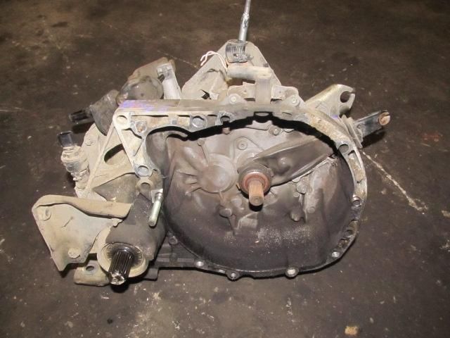 bontott DACIA LOGAN Váltó (Mechanikus)