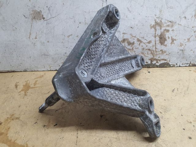 bontott DACIA LOGAN Váltó Tartó Bak (Pozíciófüggetlen)