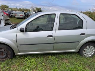 bontott DACIA LOGAN Bal első Csonkállvány Kerékaggyal