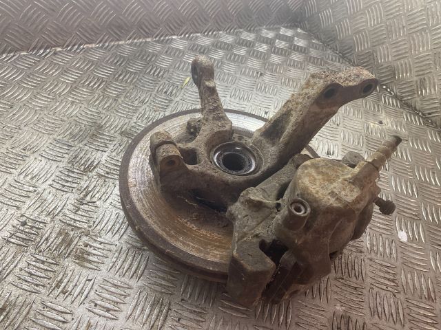 bontott DACIA LOGAN Bal első Csonkállvány Kerékaggyal