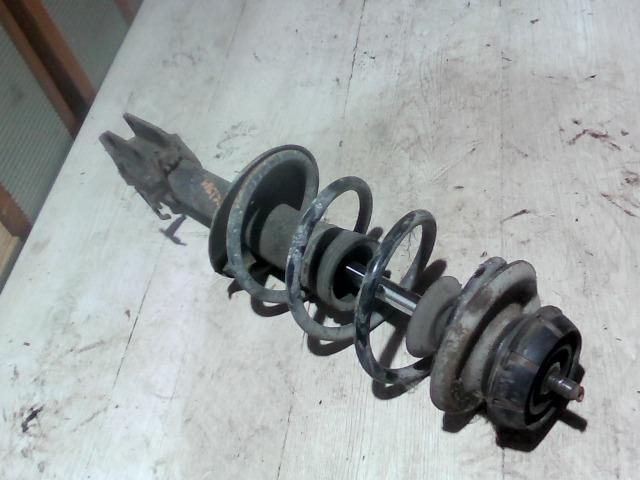 bontott DACIA LOGAN Bal első Gólyaláb (Lengécsillapító, Rugó)