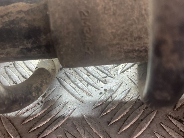 bontott DACIA LOGAN Bal első Gólyaláb (Lengécsillapító, Rugó)