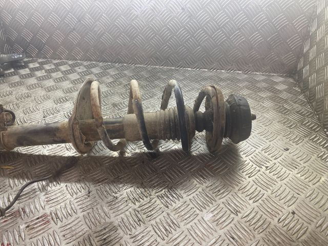 bontott DACIA LOGAN Bal első Gólyaláb (Lengécsillapító, Rugó)