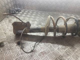 bontott DACIA LOGAN Bal első Gólyaláb (Lengécsillapító, Rugó)