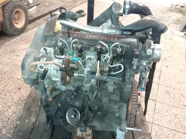 bontott DACIA LOGAN Dugattyú és Hajtókar