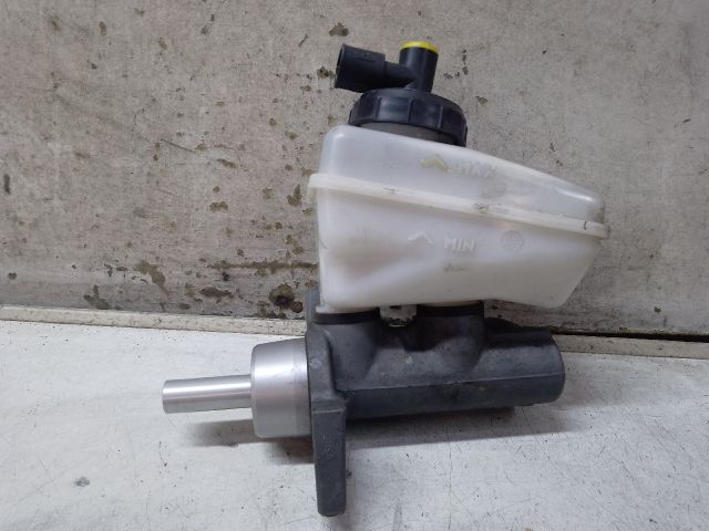 bontott DACIA LOGAN Főfékhenger