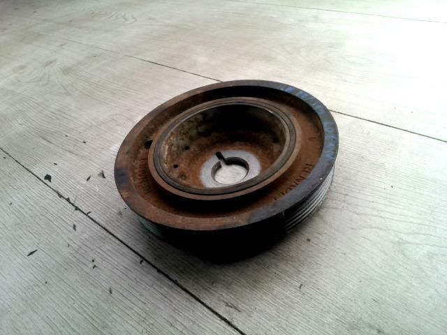 bontott DACIA LOGAN Főtengely Szíjtárcsa