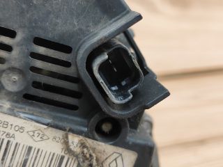 bontott DACIA LOGAN Generátor