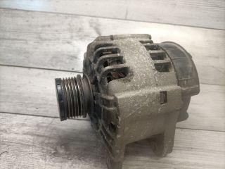 bontott DACIA LOGAN Generátor