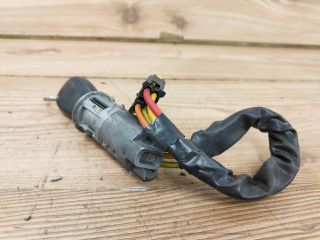 bontott DACIA LOGAN Gyújtáskapcsoló