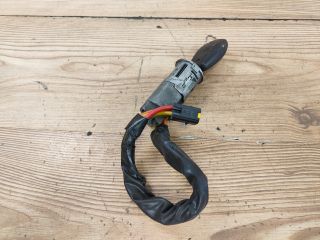 bontott DACIA LOGAN Gyújtáskapcsoló