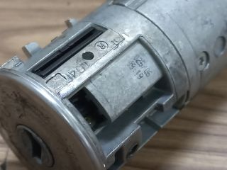 bontott DACIA LOGAN Gyújtáskapcsoló