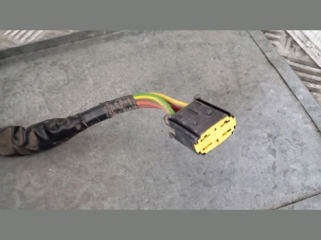 bontott DACIA LOGAN Gyújtáskapcsoló