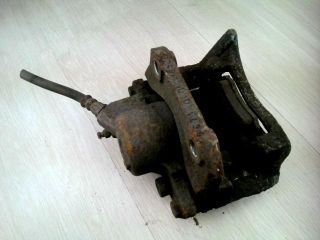 bontott DACIA LOGAN Jobb első Féknyereg Munkahengerrel