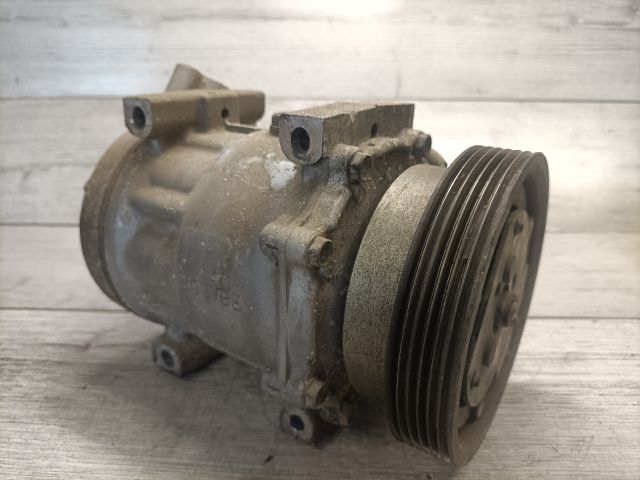 bontott DACIA LOGAN Klímakompresszor