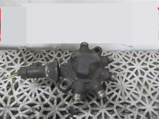 bontott DACIA LOGAN Közösnyomócső