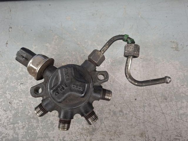 bontott DACIA LOGAN Közösnyomócső