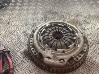 bontott DACIA LOGAN Kuplung Szett Lendkerékkel