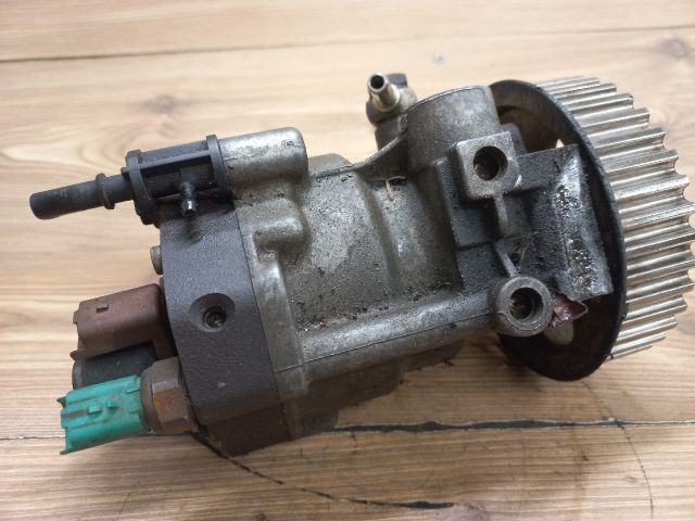 bontott DACIA LOGAN Nagynyomású Szivattyú