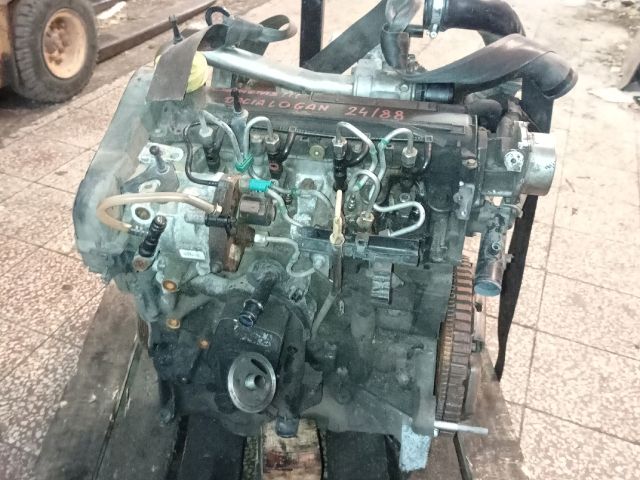 bontott DACIA LOGAN Olajszivattyú