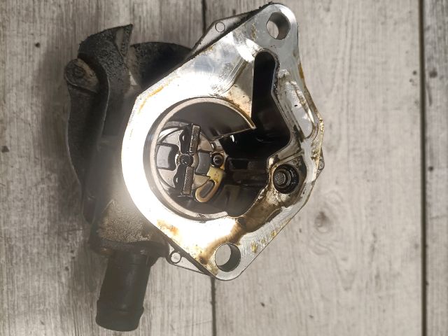 bontott DACIA LOGAN Vákumpumpa