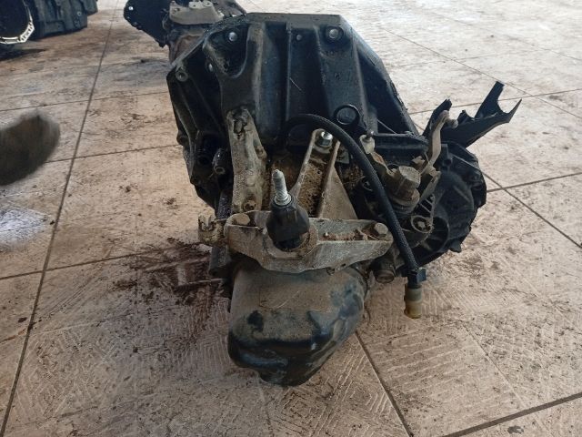 bontott DACIA LOGAN Váltó (Mechanikus)