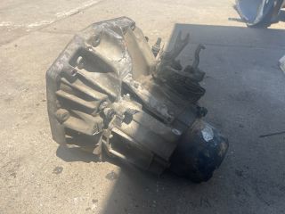bontott DACIA LOGAN Váltó (Mechanikus)