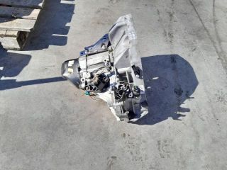 bontott DACIA LOGAN Váltó (Mechanikus)