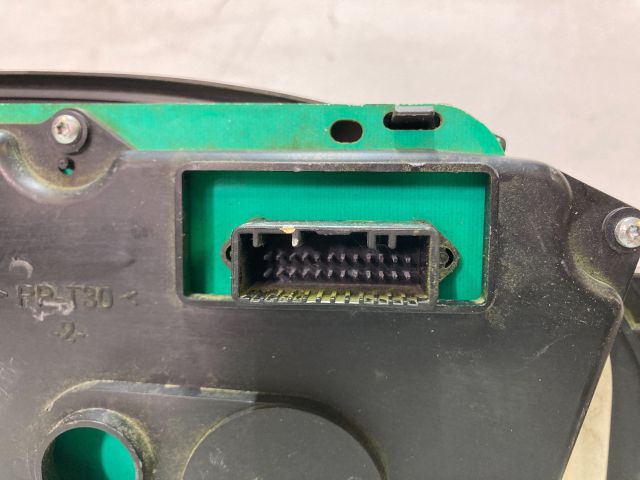 bontott DACIA LOGAN Kilométeróra