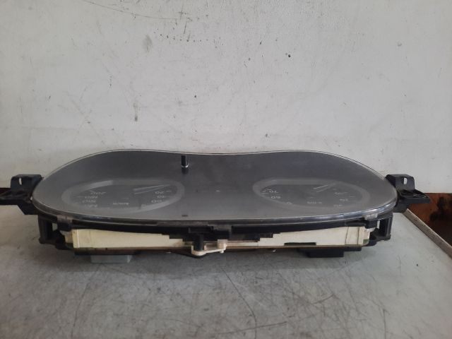 bontott DACIA LOGAN Kilométeróra