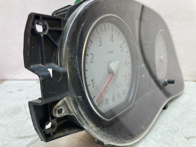 bontott DACIA LOGAN Kilométeróra